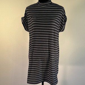 Mock Neck Tee Shirt Dress Size XS Oversized EUC